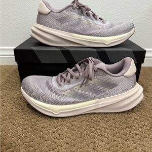 Adidas Supernova Stride Women’s Running Shoe Size 9 in Fig/Mauve/Silver Dawn